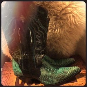 Snake Skin Pattern Cowgirl Boots Retro Toe